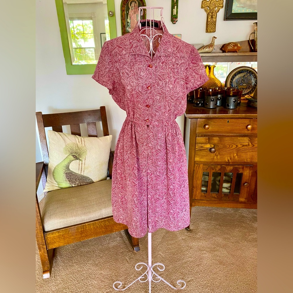 EUC Ark Reworks Allover Leaf Print Short Sleeve Collared Fitted Waist Dress